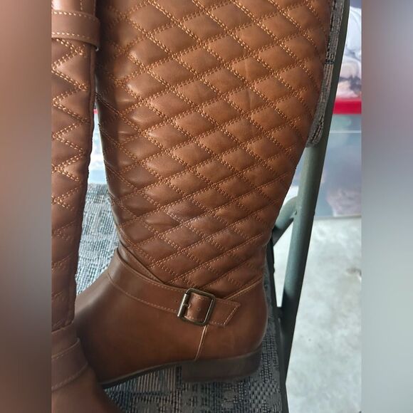 Just Fab Brown Knee Quilted Boots - Picture 12 of 16